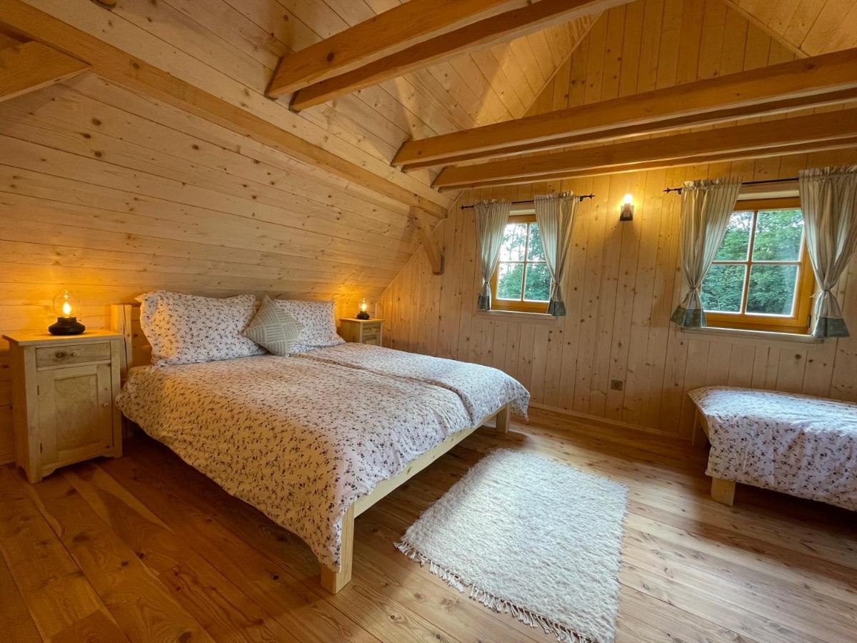 Holiday home Roubenka Vlci Hora Krasna Lipa
