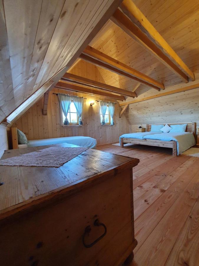 Holiday home Roubenka Vlci Hora Krasna Lipa